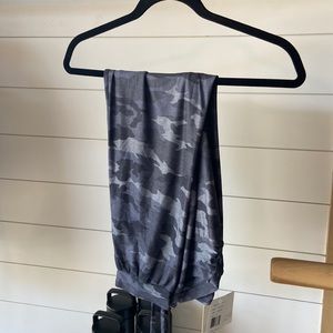 Beyond Yoga super soft joggers
